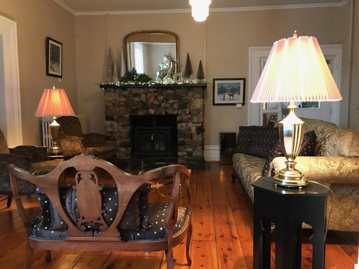 The Cove Inn Westport المظهر الخارجي الصورة