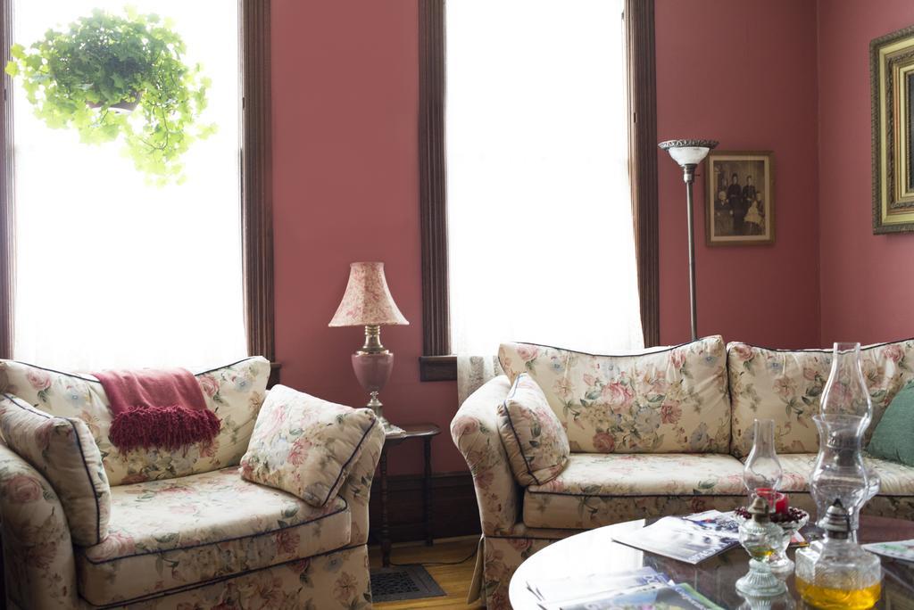 The Cove Inn Westport المظهر الخارجي الصورة